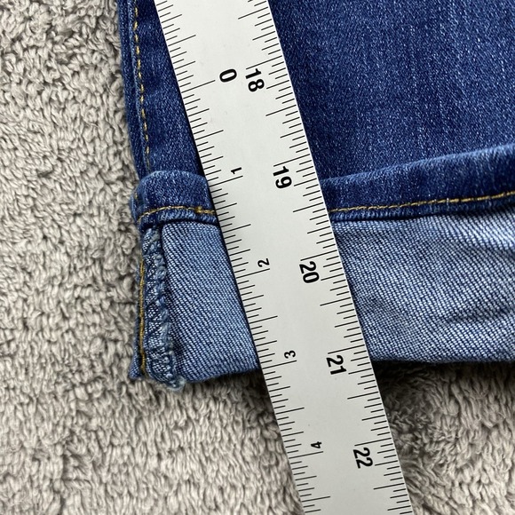 Singnature Levis  Capri Jeans Womens 12‎ Blue Dark Wash Mid Rise - Picture 4 of 15